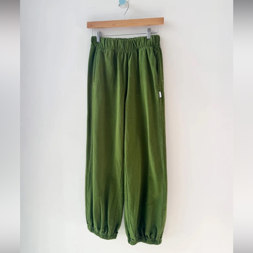 Le Bon Shoppe NWOT Collard Green Set